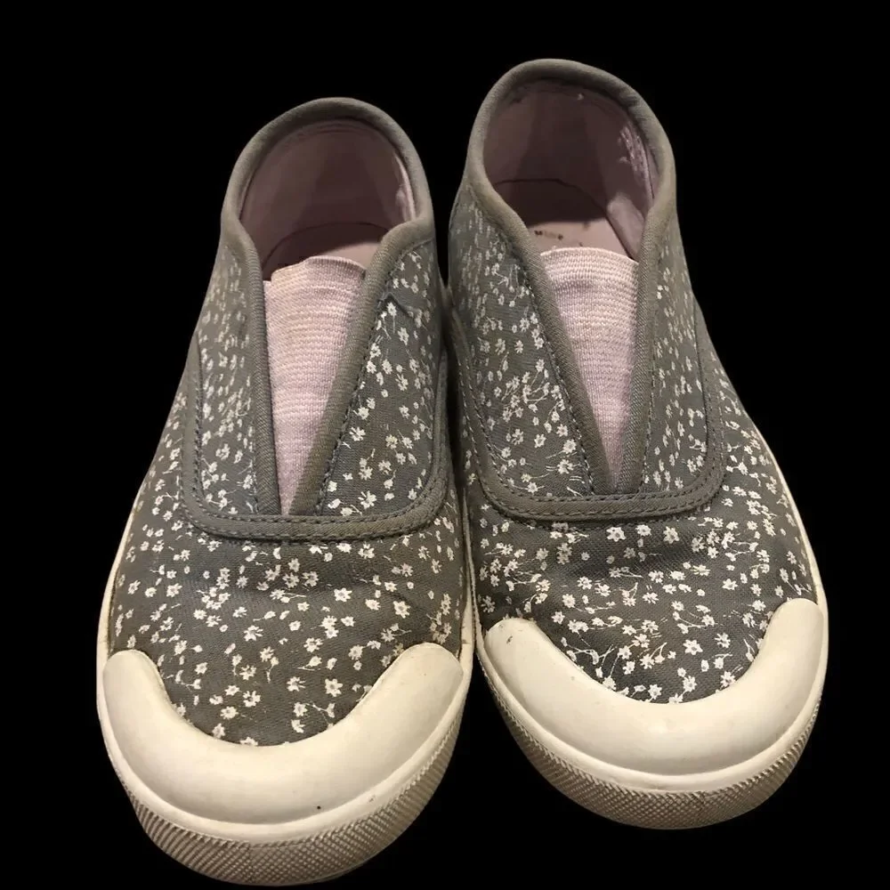 OshKosh B'Gosh‎ Girl's Slip-On Sneakers in Grey and Pink